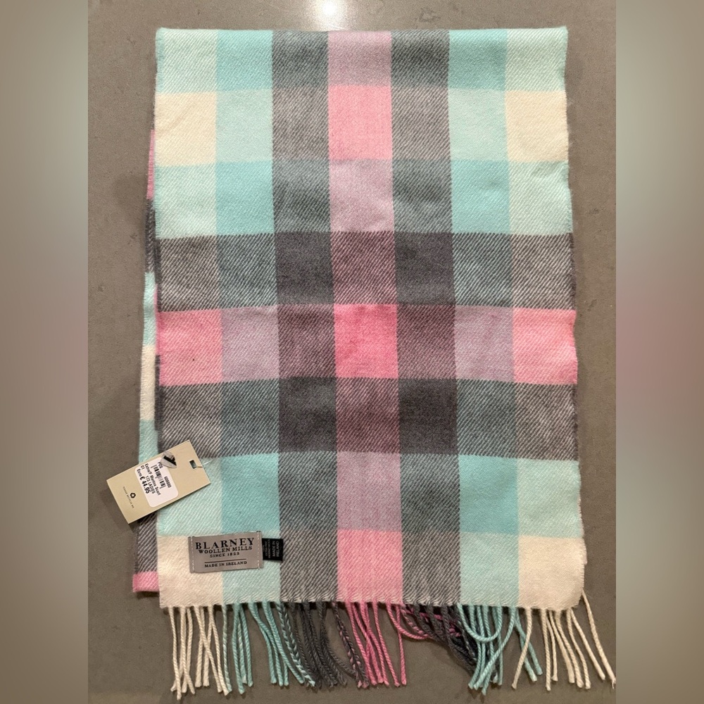 NWT Blarney Woollen Mills Extra Fine Merino Wool Scarf - Made in Ireland - Picture 2 of 5